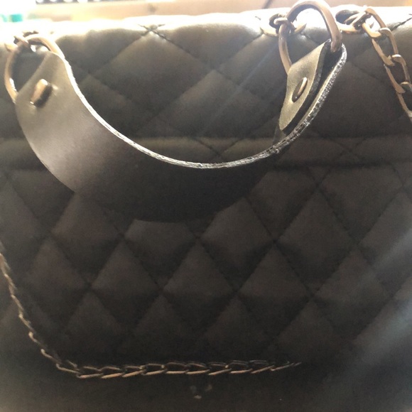 NWOT Boohoo black quilted ๐ purse - Picture 4 of 4